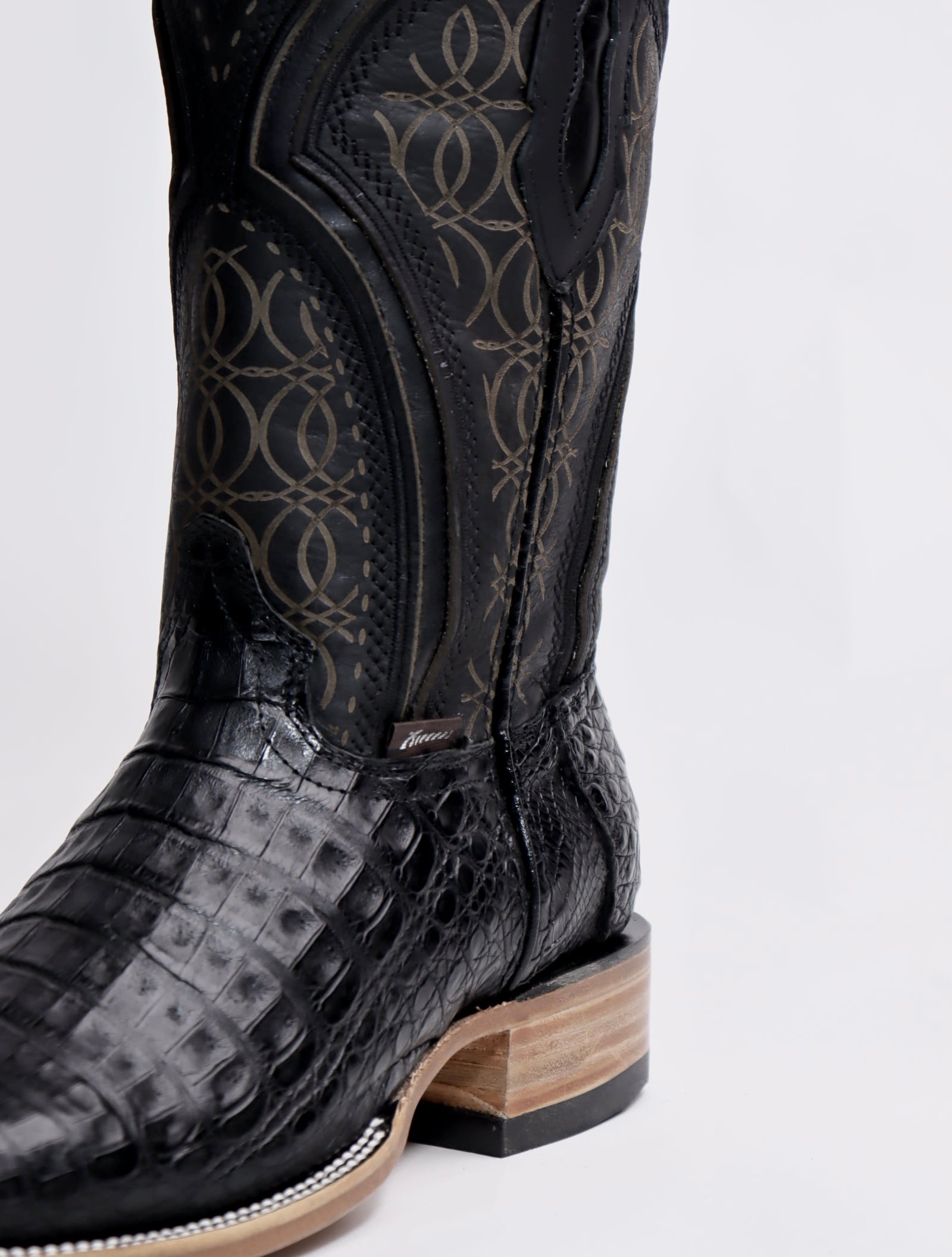 TIJUANA CAIMAN ORIGINAL NEGRO