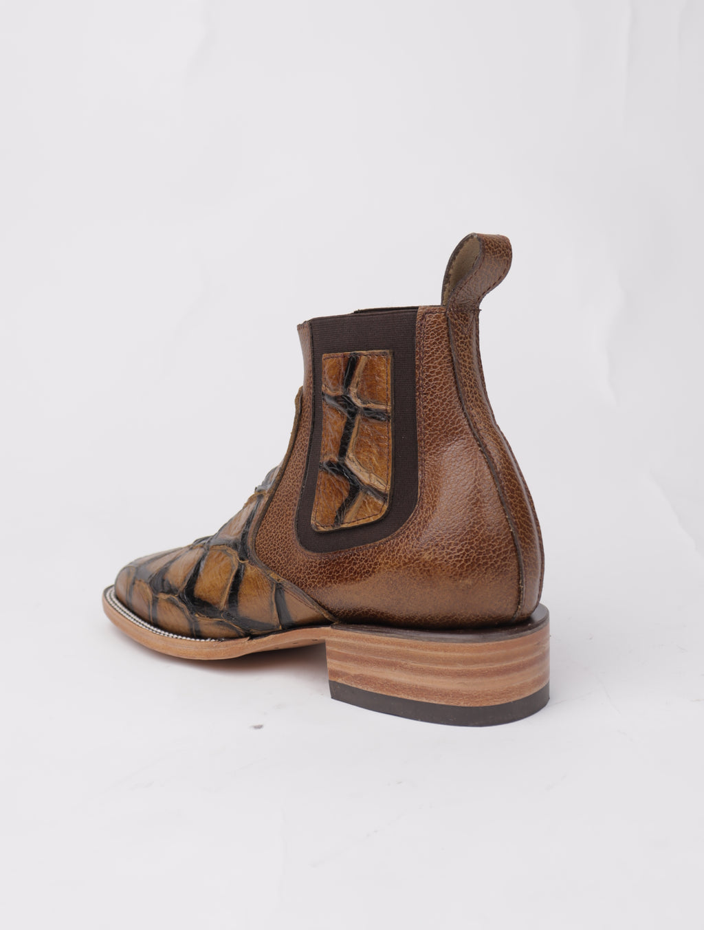 BOTIN EN PIEL DE PESCADO IMITACIÓN